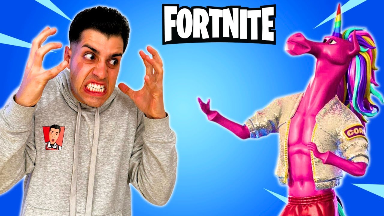 ΠΑΙΖΩ ΜΕ ΤΑ ΧΕΙΡΟΤΕΡΑ SKINS ΣΤΟ FORTNITE!