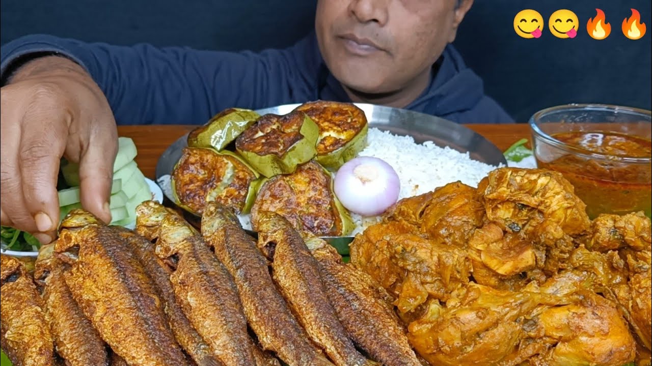 EATING CRISPY NOLA FISH FRY, SPICY CHICKEN KOSHA WITH BASMATI RICE AND SALAD || ASMR MUKBANG😋