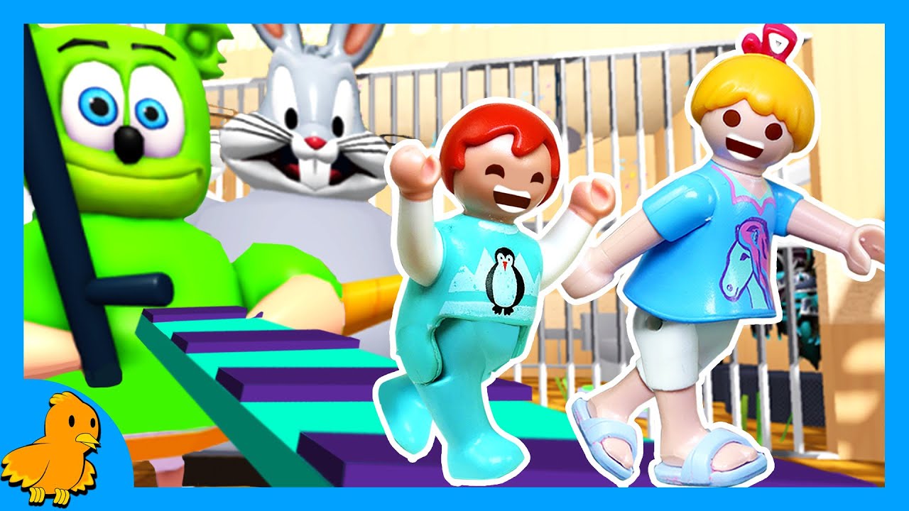 Mit EMMA & HANNAH aus dem Gef&auml;ngnis entkommen! Roblox Obby | Playmobil Familie Vogel