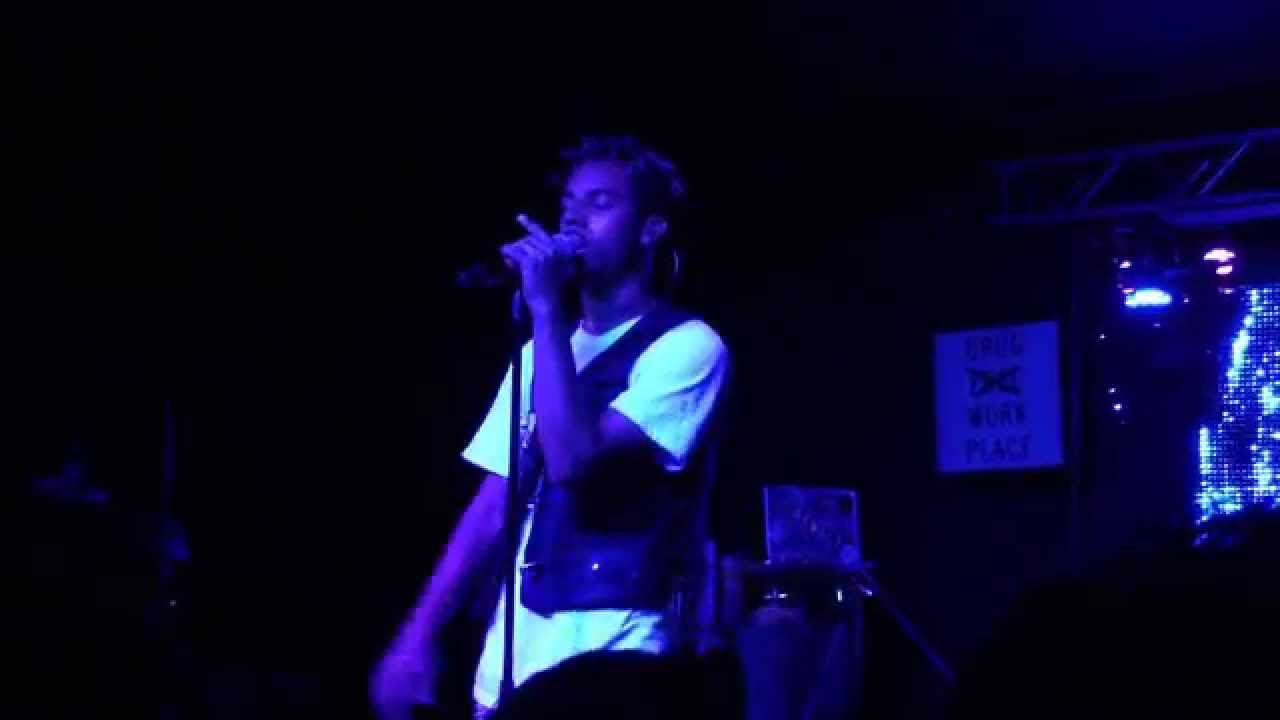 Vic Mensa - Codeine Crazy (acoustic cover) @ The Boardwalk