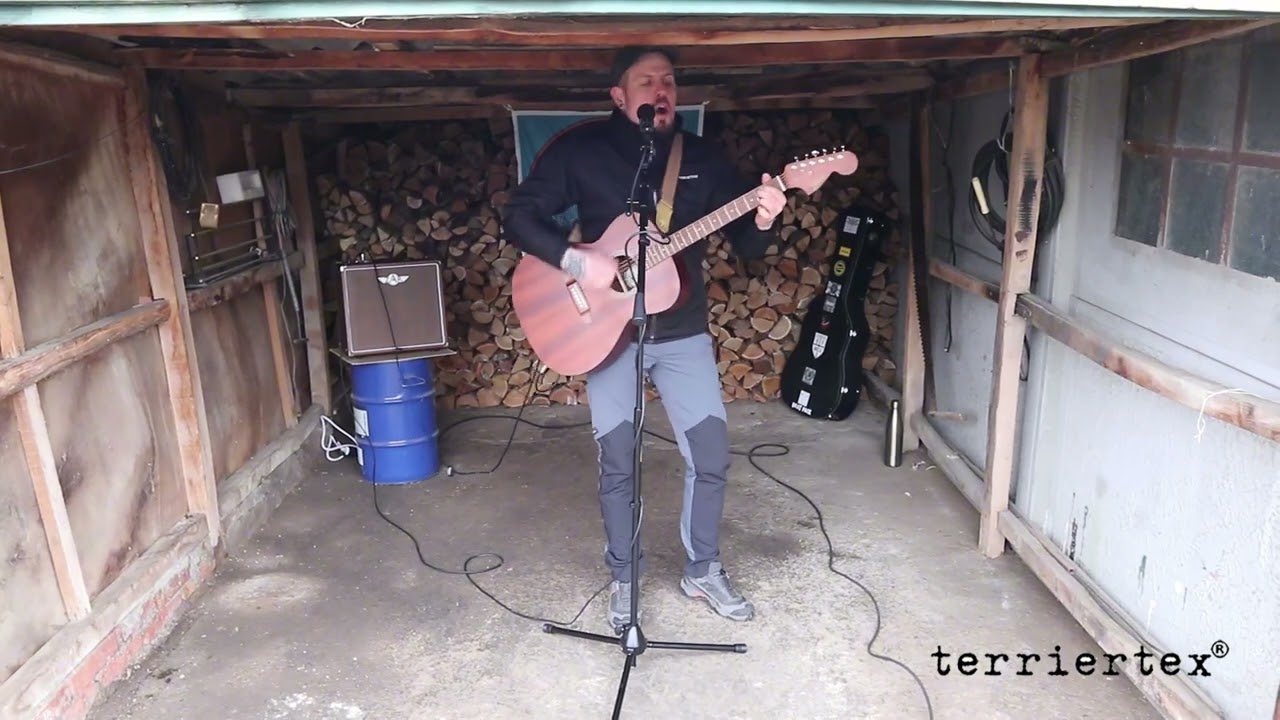 Terriertex - Outdoor Folklór (Garázs Session Live)