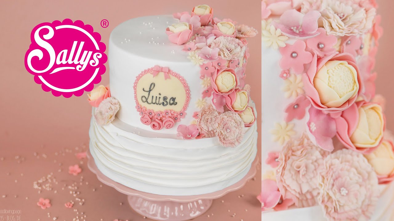 Tauftorte zweistöckig mit Blumen / fruchtige Fondant Torte / Sallys Welt