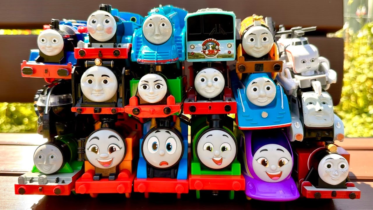 公園でトーマスを見つけよう！【きかんしゃトーマス】