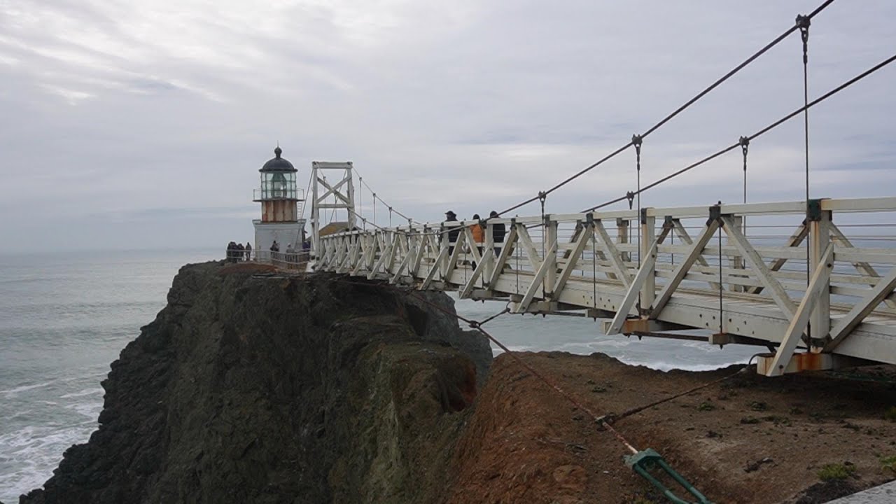 A Short Hike to Point Bonita Lighthouse - Marin Headlands, Sausalito, CA