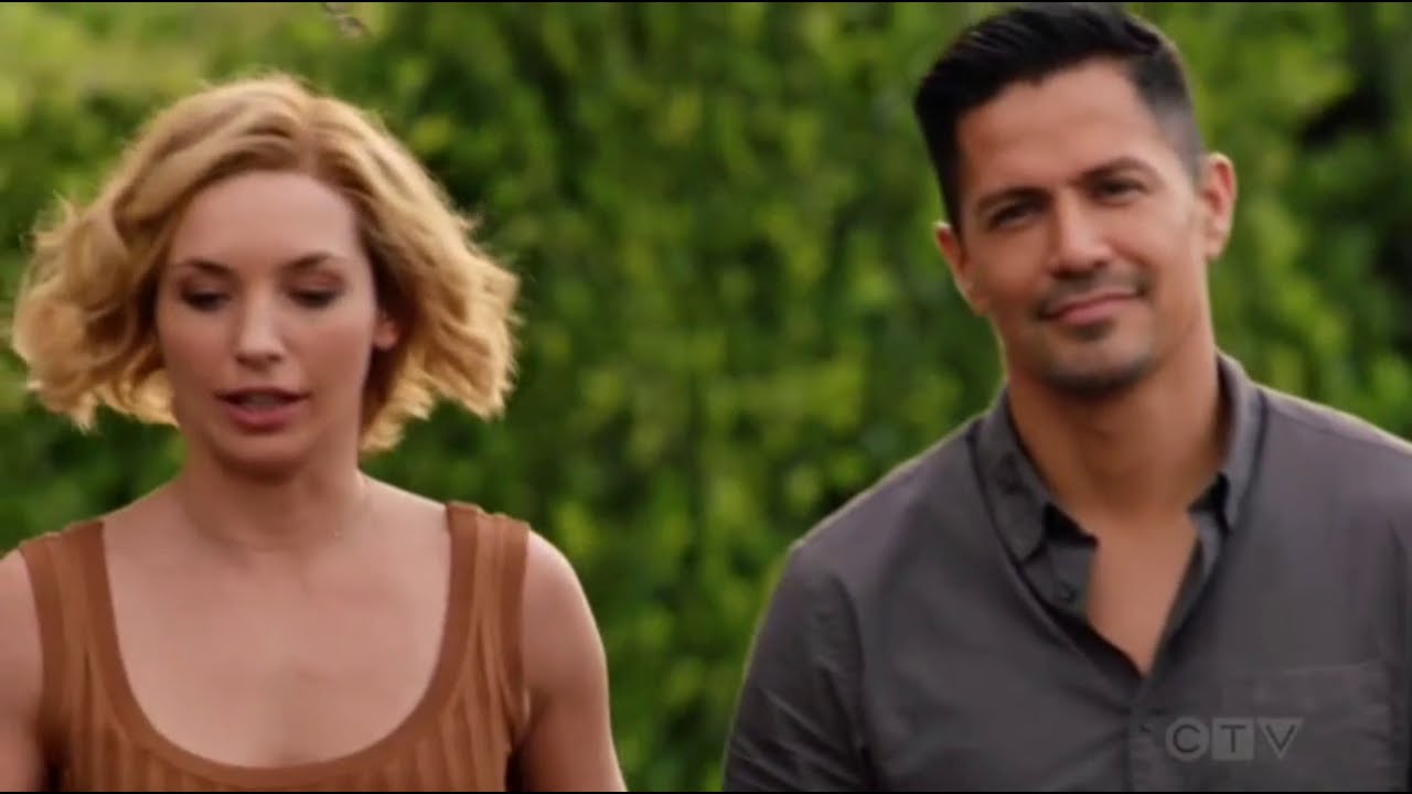 Magnum P.I 2x17 | Magnum and Higgins discuss an Annulment for their Fake Marriage