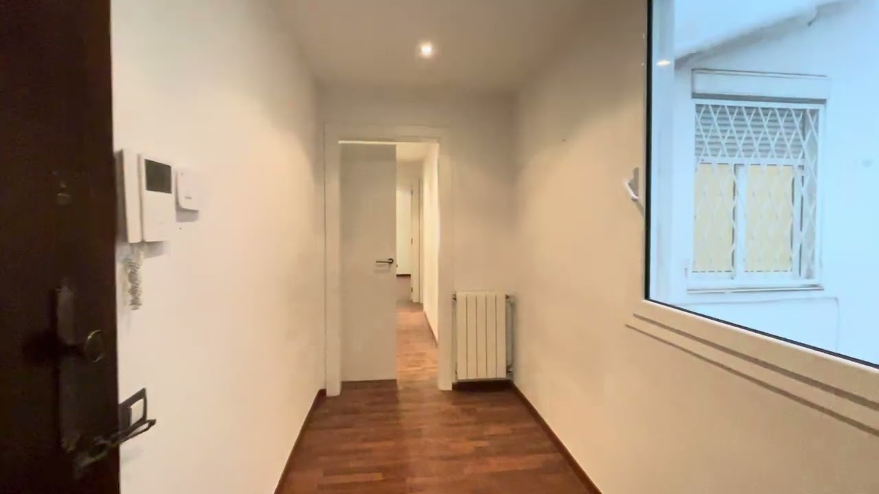 AMPLIO PISO EN ELCORAZÓN DE GALVANY