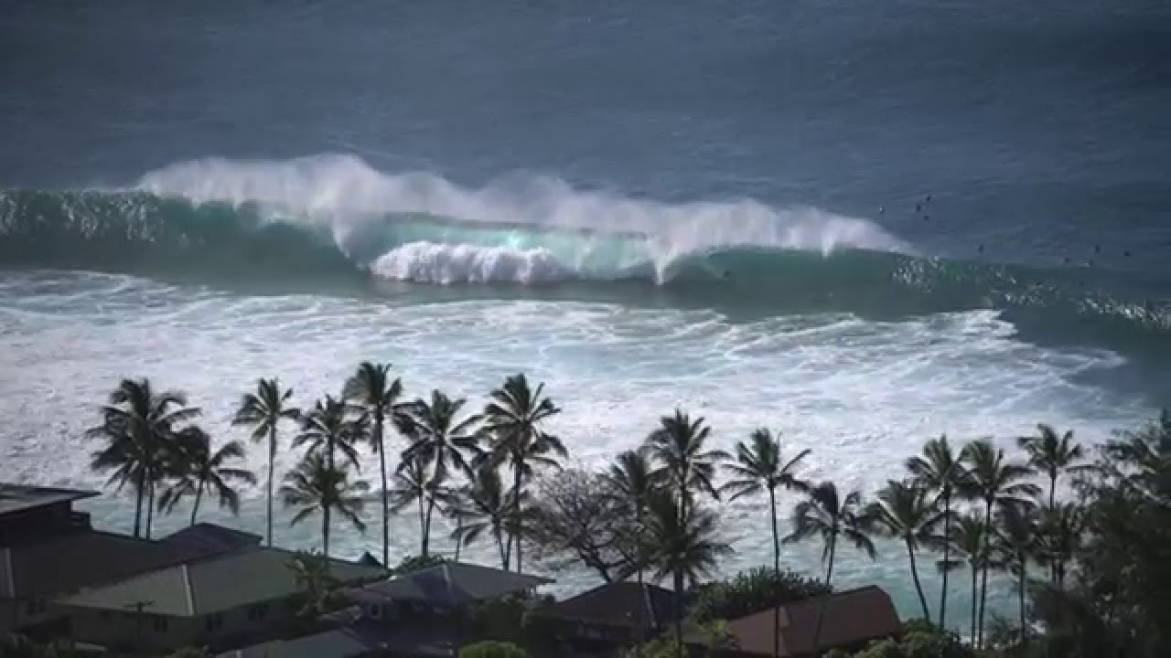 Perfect Storm Swells Hit North Shore Hawaii