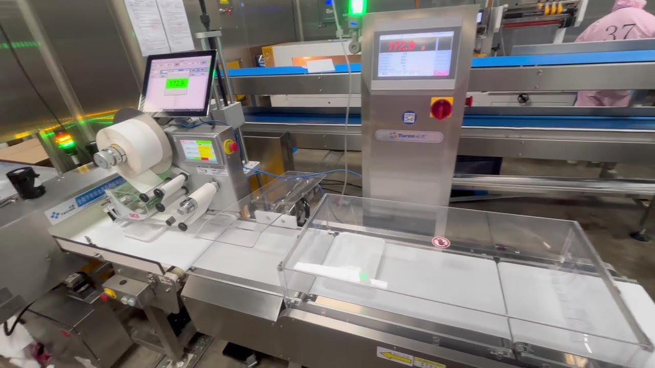 Need Variable Data on Every Tray? Precision Wipe-On Labeling for Primary Packaging