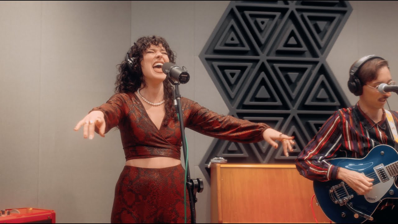 Analog Society - Feeling Lonely (Live at SSL Studios)