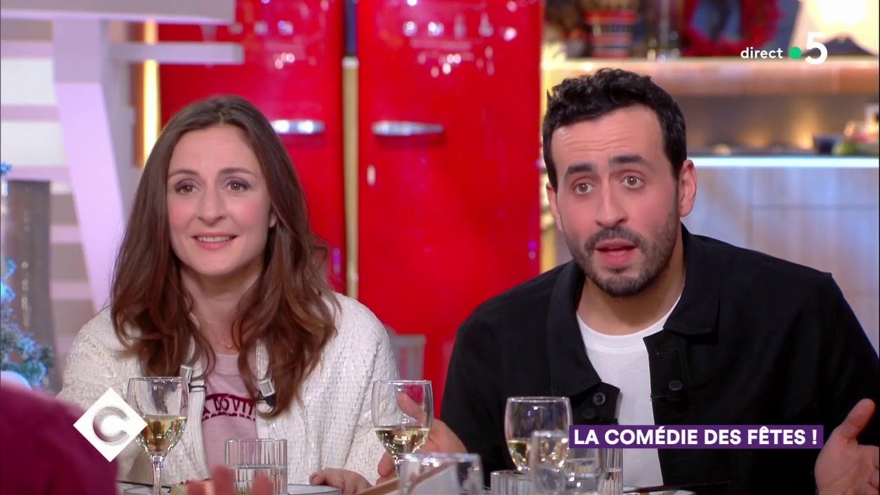 Au dîner avec Jonathan Cohen et Camille Chamoux ! - C à Vous - 20/12/2018