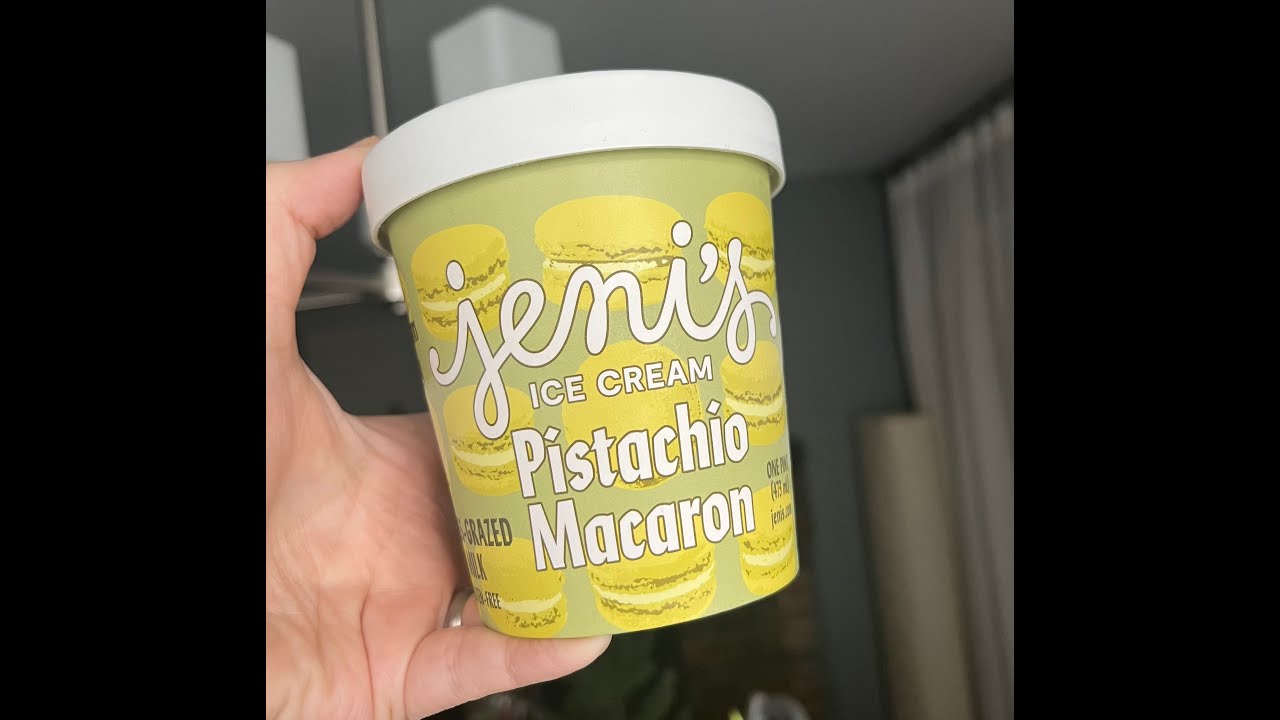 Review Jeni's Pistachio Macaron Ice Cream