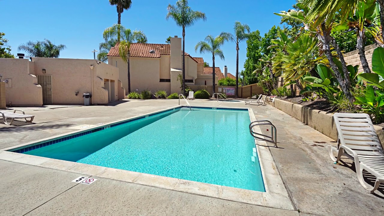2174 Villa Sonoma Gln Escondido, CA 92029 For Sale!