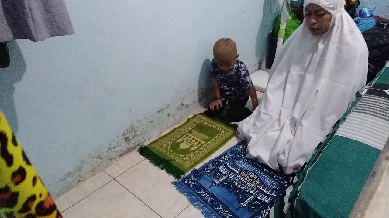 Belajar Shalat Bareng - Anak Sholehnya Ibu Calon Hafidz & Imam Syurga