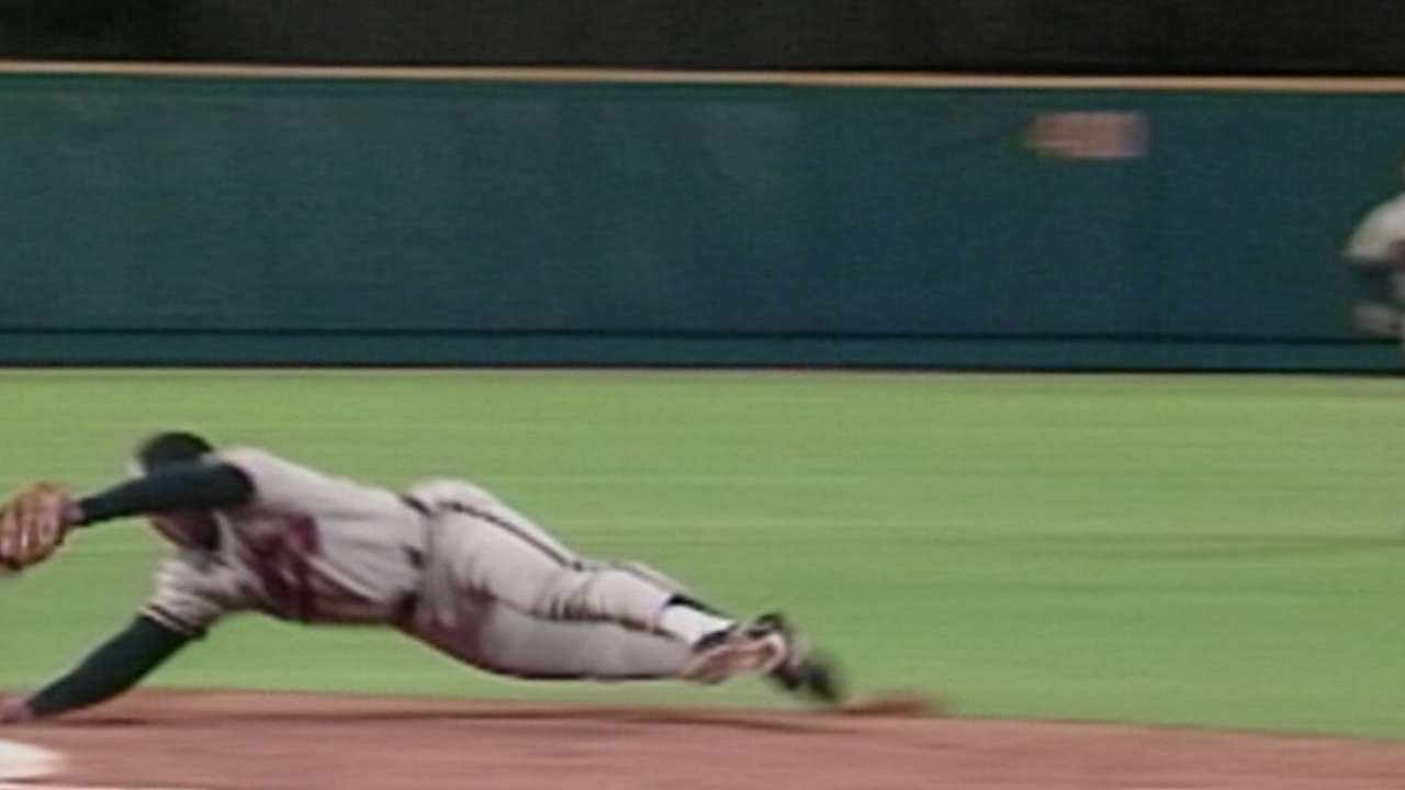 1991 NLCS Gm7: Pendleton makes diving stop at third