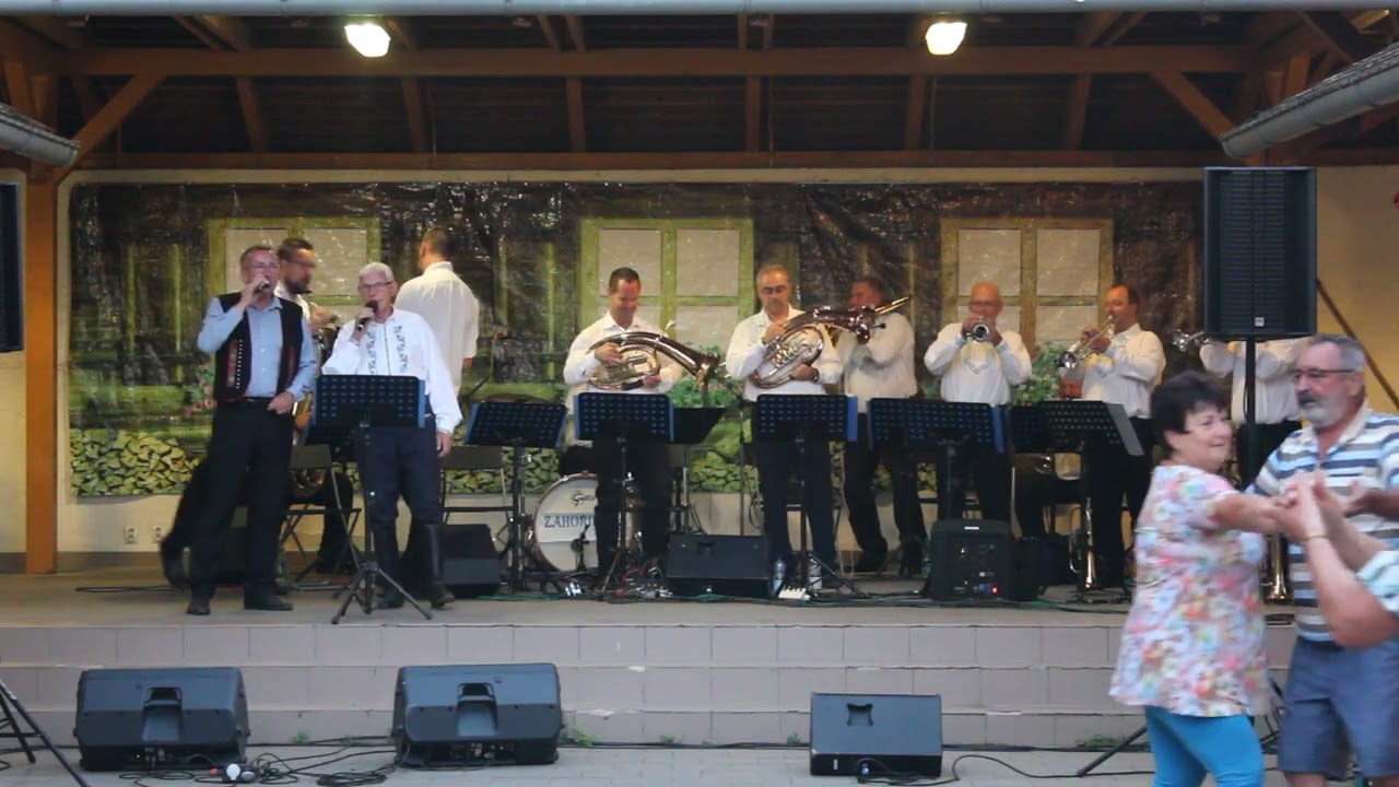 ZÁHORIENKA - Slovácká děvčica