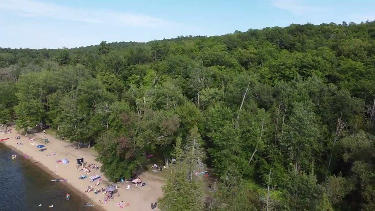 Lac Peche - Beach overview