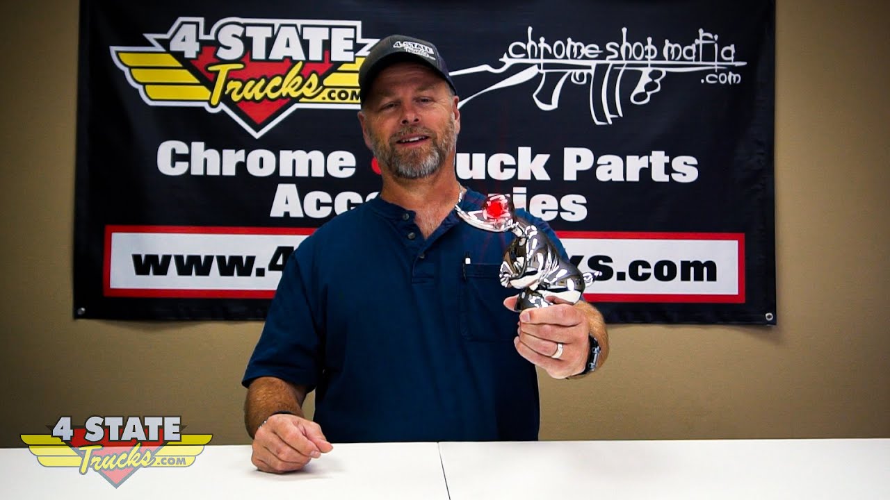 Breakin' It Down With Bossman - Convoy Duck Hood Ornament w/ LED Eyes