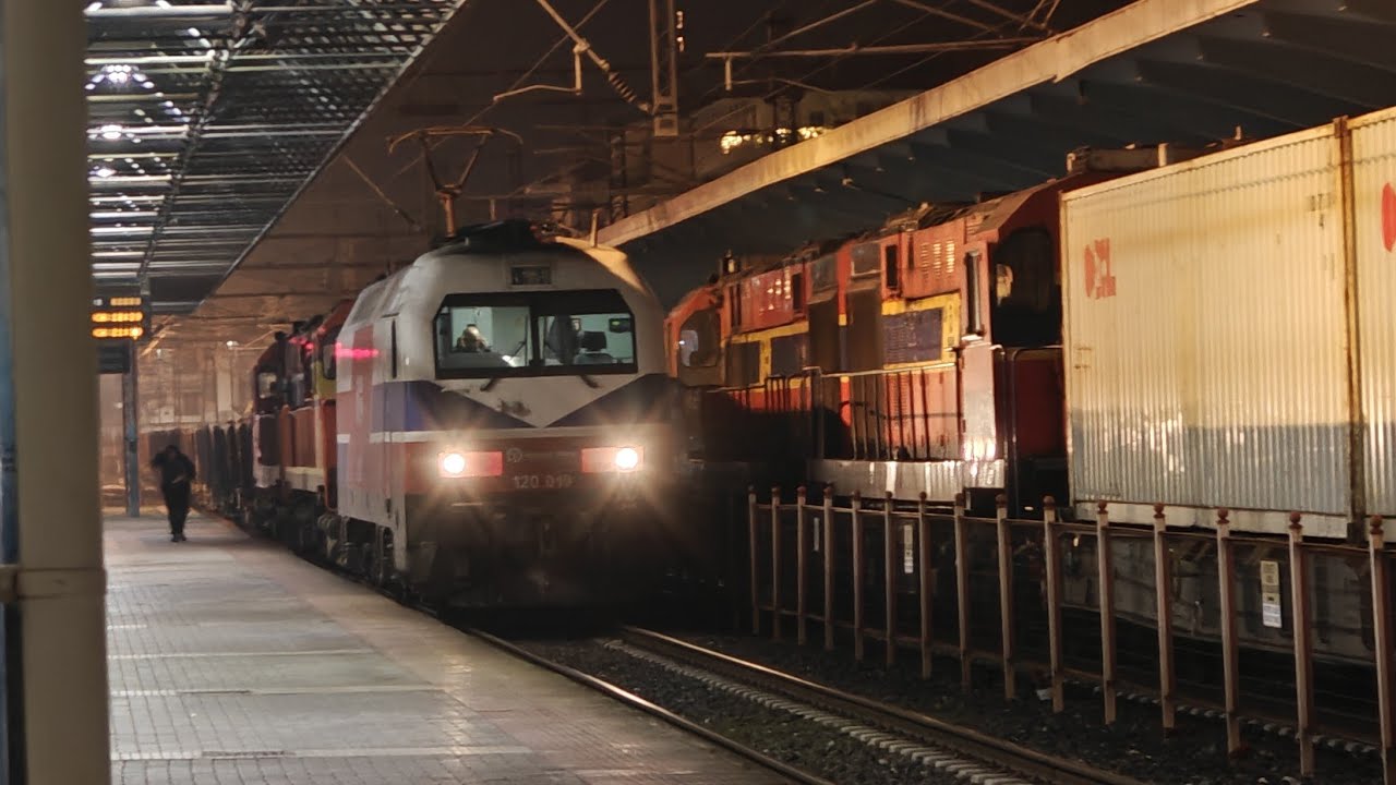 Last of 2025 freight trainspotting (19/12/2025).