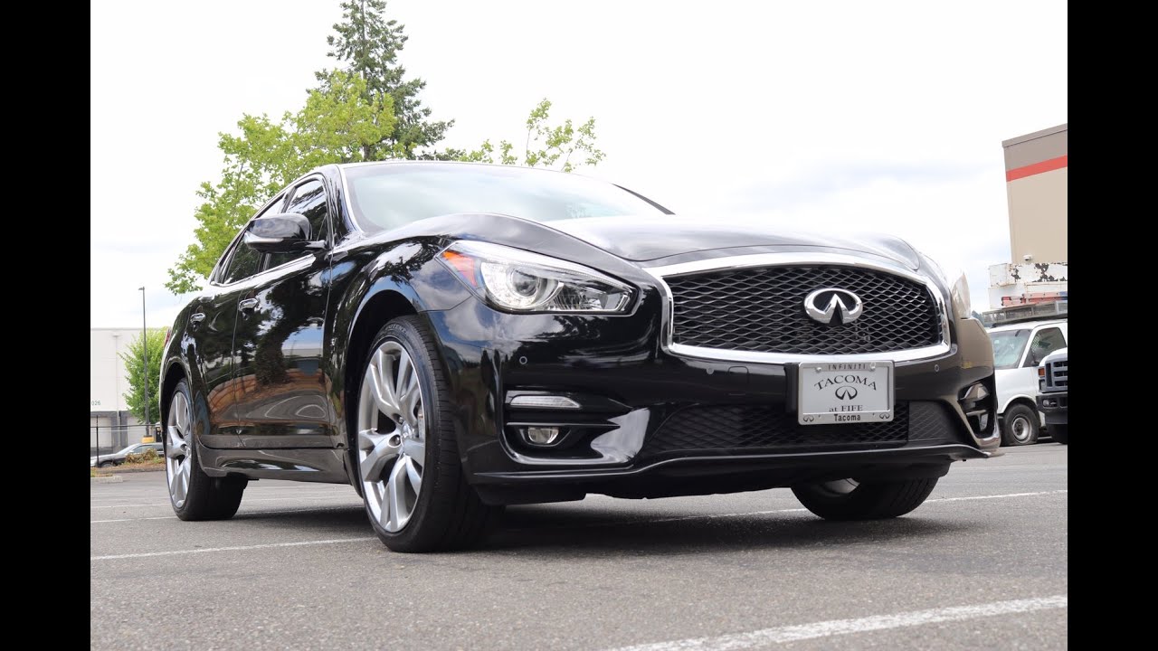 INFINITI Q70 3.7 2017 года с пакетом Sport and Technology