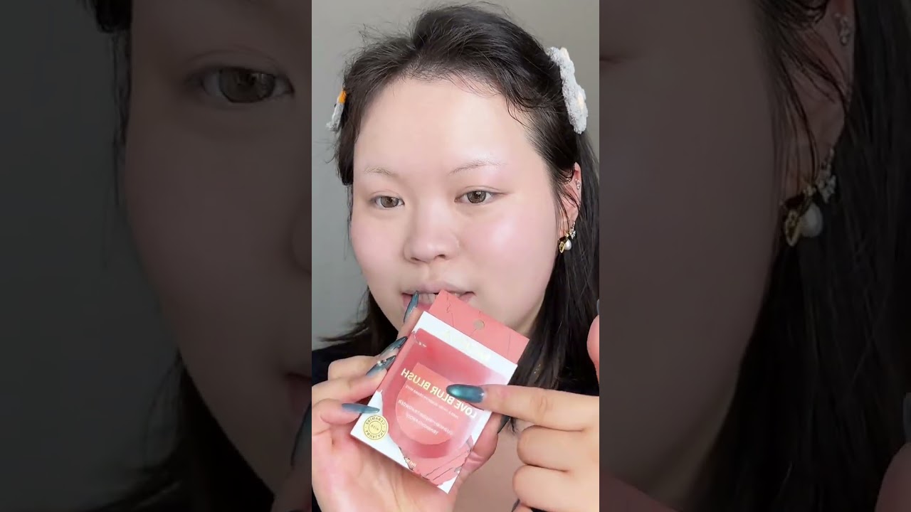 Apricot candy glitters And that s how she became an American sweetheart#Eyeshadow palette#