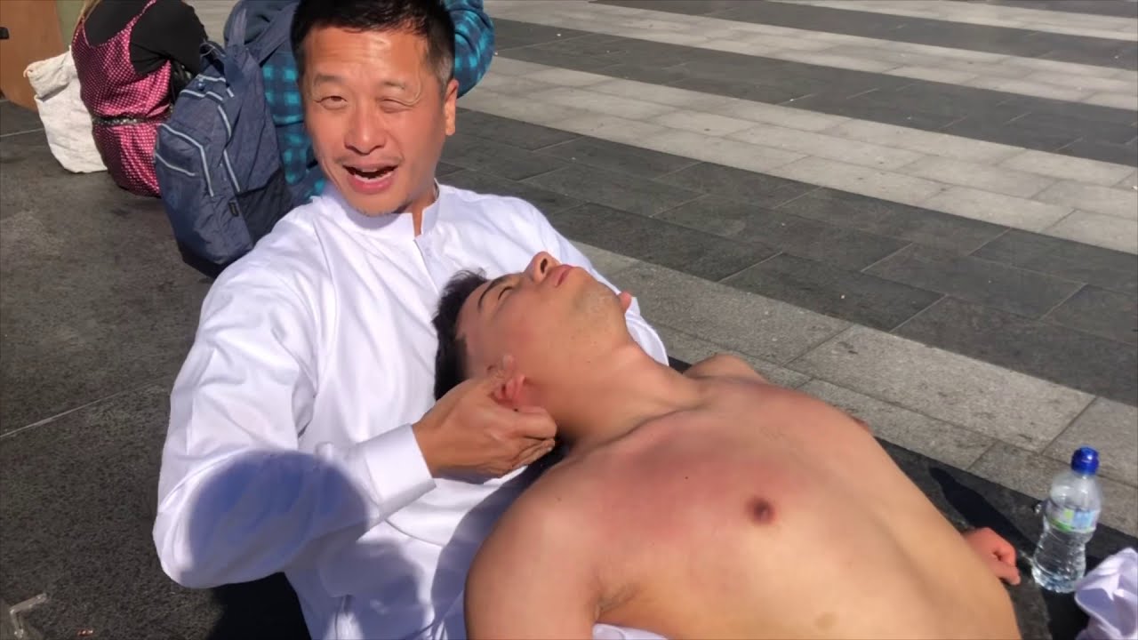 ASMR Outside Massage (Pre-Covid) - Helping Sushi 🍣 Chef - Pay It Forward - Tao Chi Kai