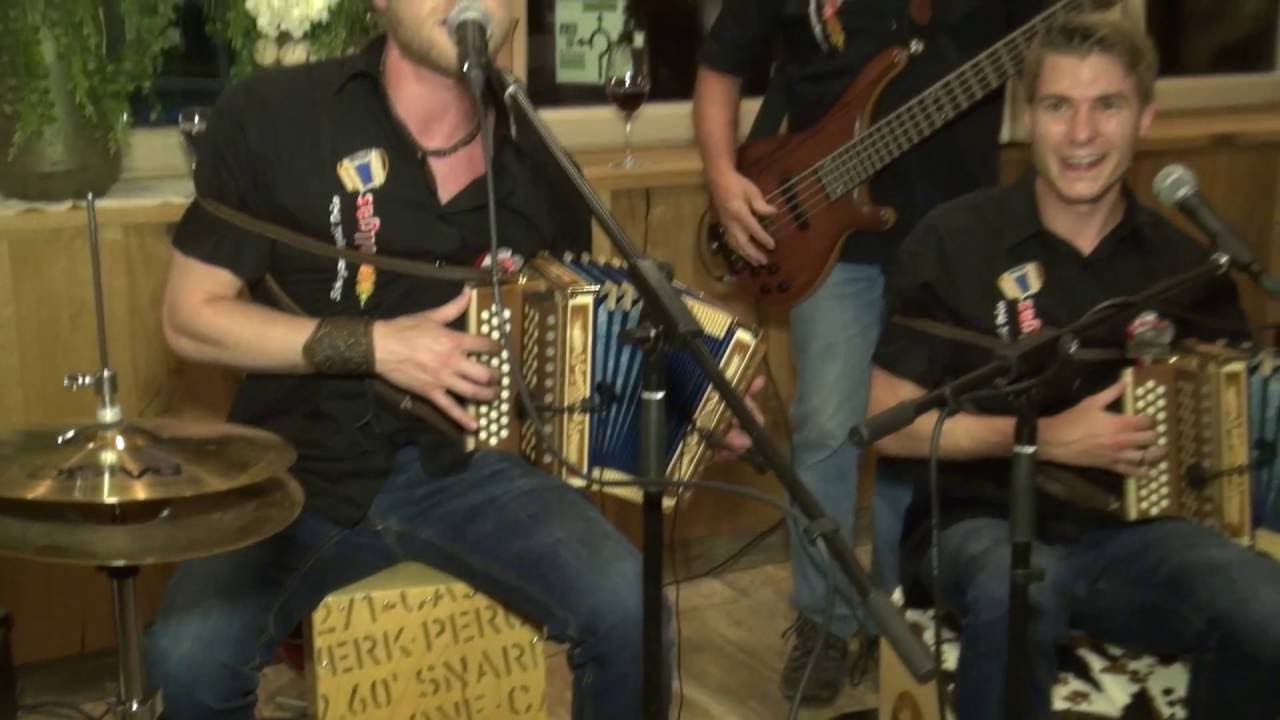 Schwyzerörgeli-Trio Vollgas - Medley