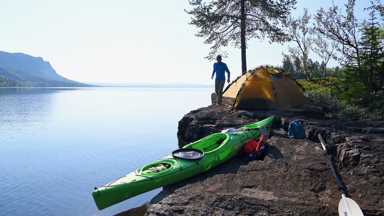 Five Days Kayaking on Lake Tjeggelvas