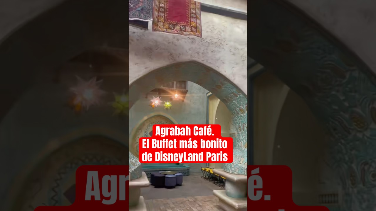 El buffet de Aladdin. El m&aacute;s bonito de @DisneylandParis 🕌✨ &iexcl;Agrabah Caf&eacute; te va a enamorar.
