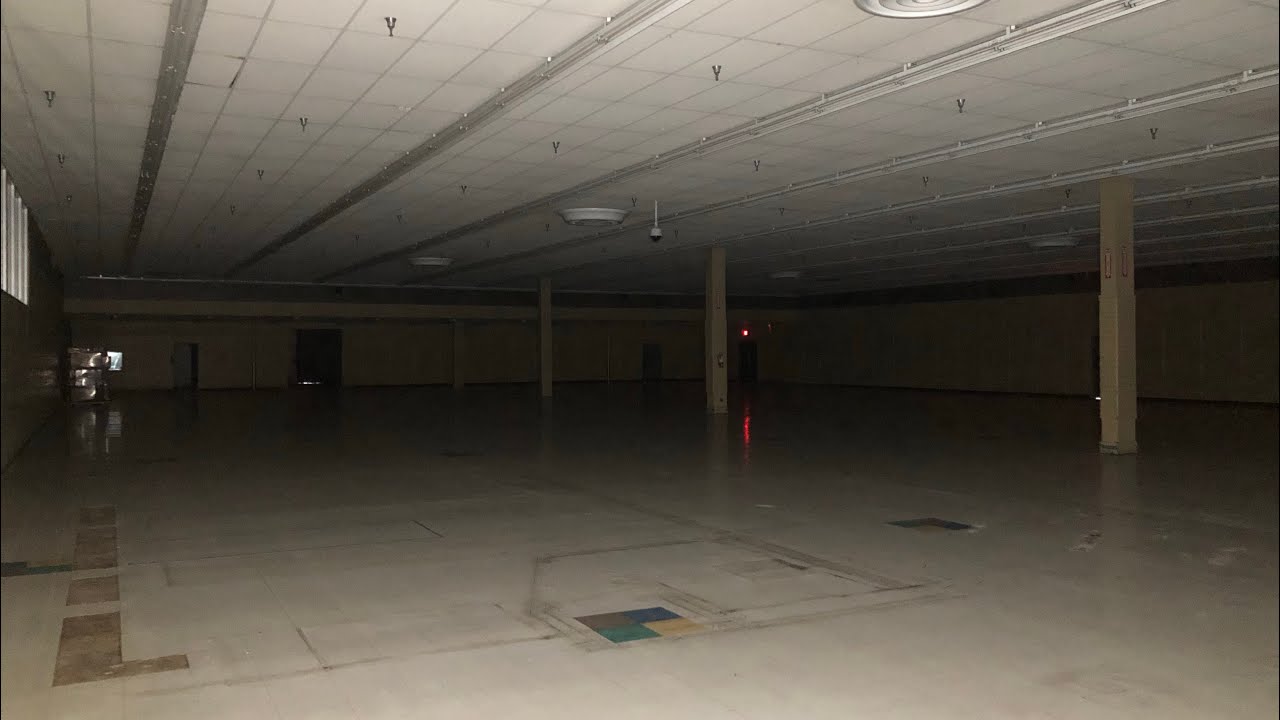 INSIDE Abandoned Value Village - Salem, OR #URBEXING