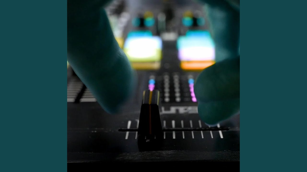 Take me out with the Crossfader (Radio Edit)
