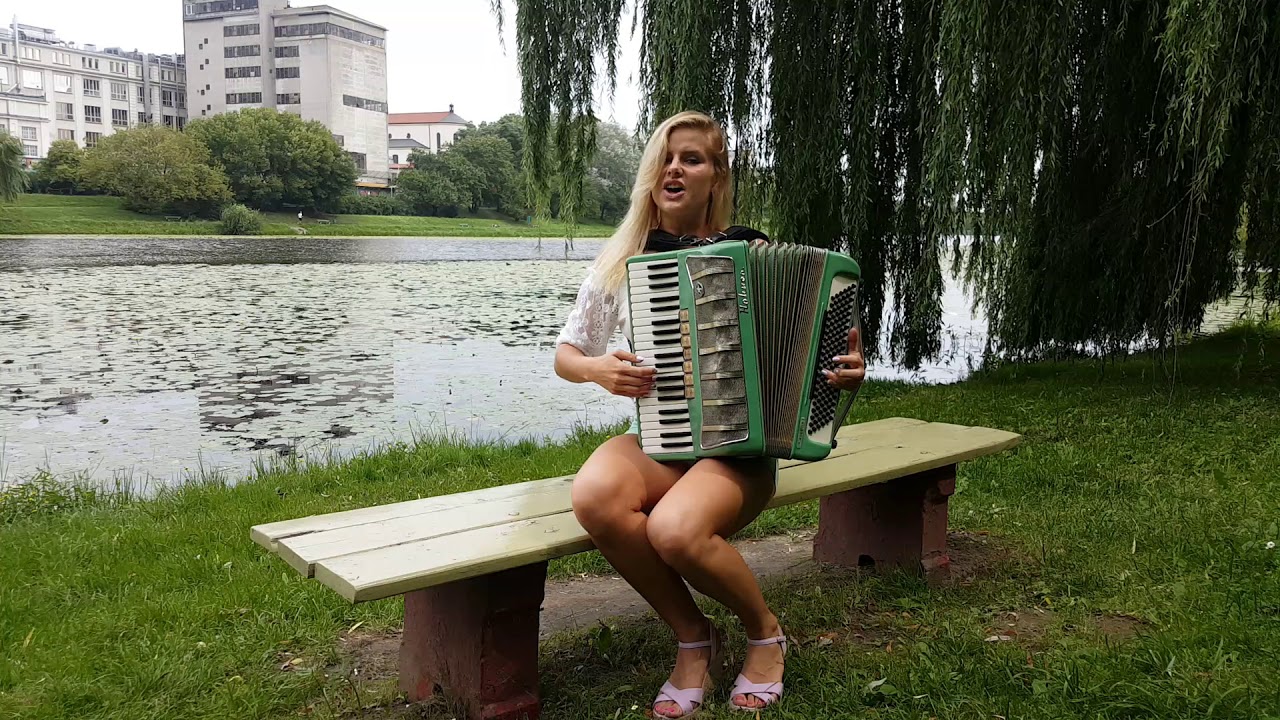Paolla Sofia -- Żyje się raz