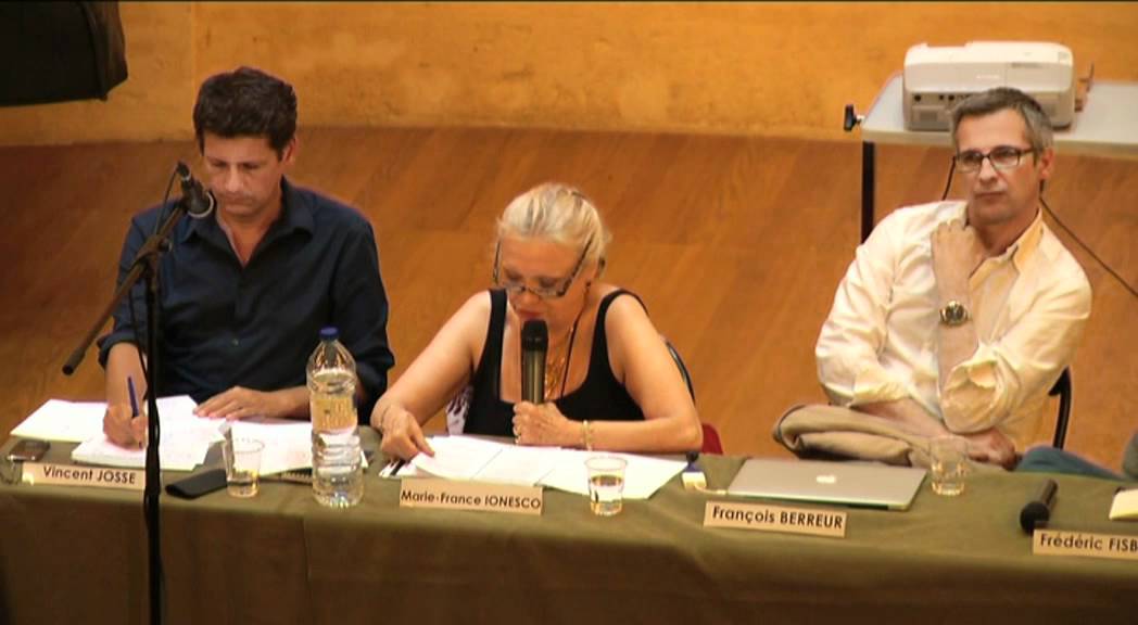 Th&eacute;orie et pratique du th&eacute;&acirc;tre contemporain : d&eacute;bat organis&eacute; par les Editions Gallimard