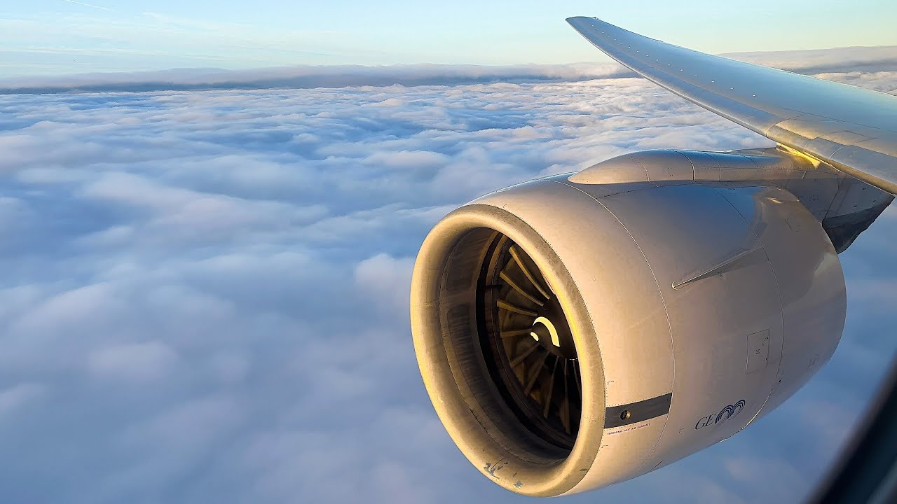 4K | United Airlines Boeing 777-200ER Morning Arrival at Newark Liberty International Airport