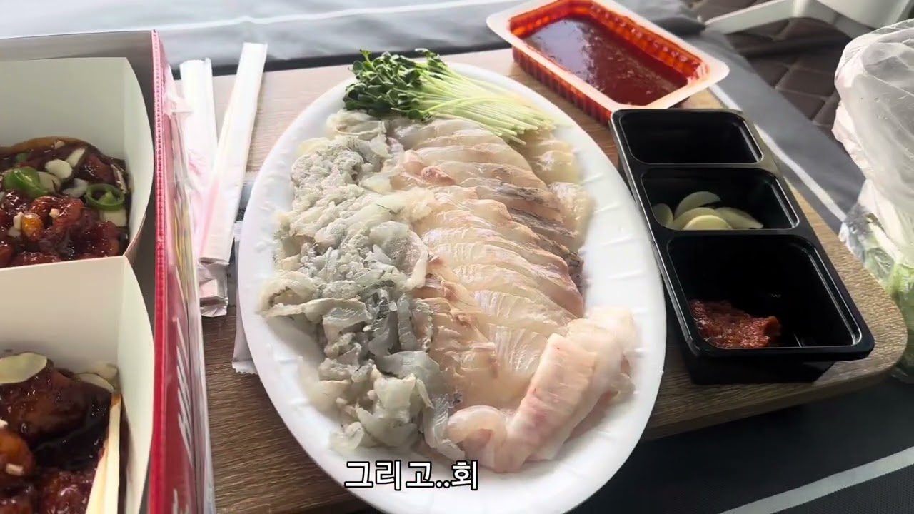 [vlog]부뚜막여행족: 미세먼지 뚫고 강릉 안목해변 GO😎