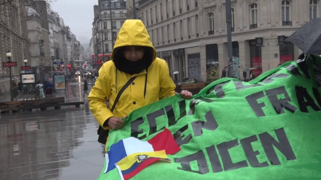 1º Migrantes Ecuatorianos  en Francia  por el  7 veces NO