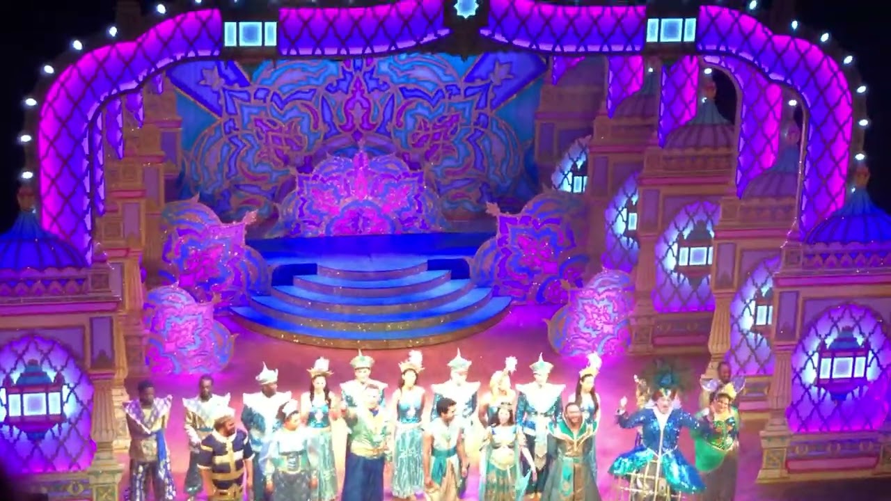 Marlowe Theatre: Aladdin Pantomime! Bows And Finale