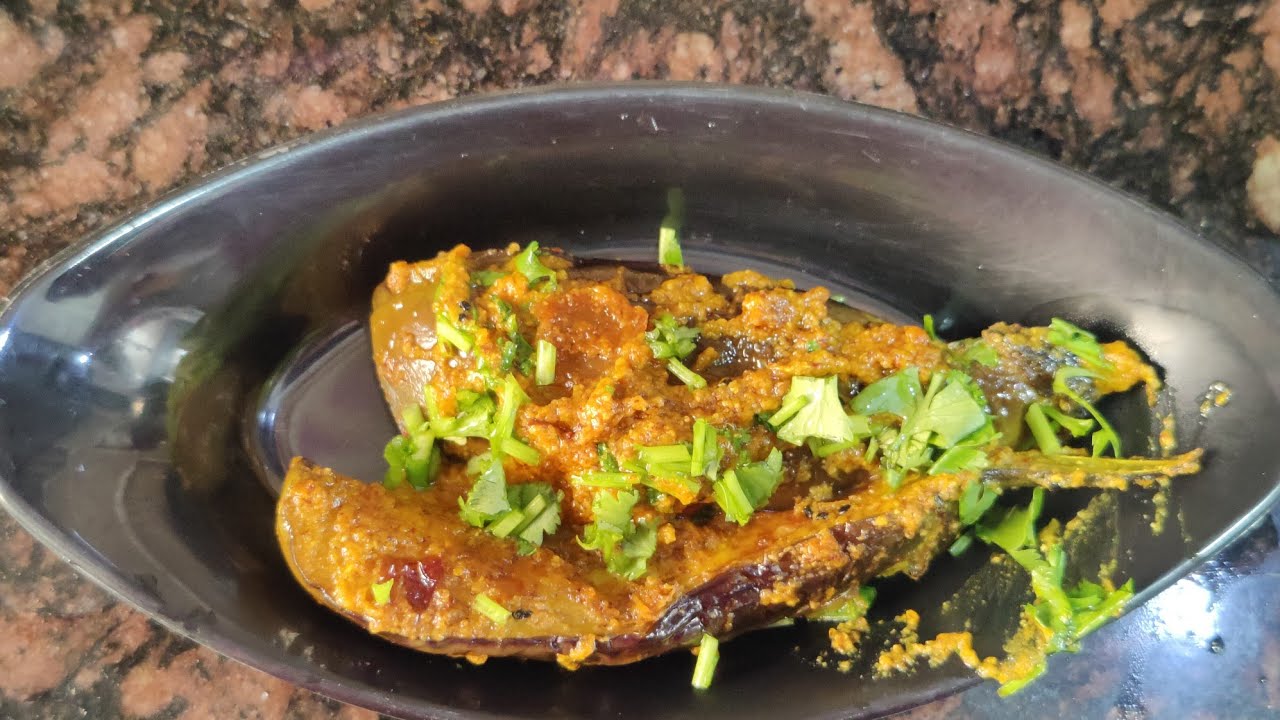 Brinjal Curry Recipe//বেগুন বাহার//বেগুন এর ঝাল//সর্ষে বেগুন//@mommistieatingshow.