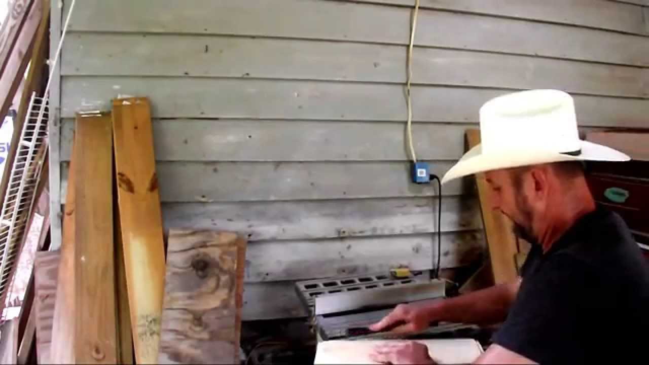 BEE BOX CUTTING Frame Rest Rabbit Joint Honeybee Hive Table Saw Beekeeping Tip John Pluta Georgia Be