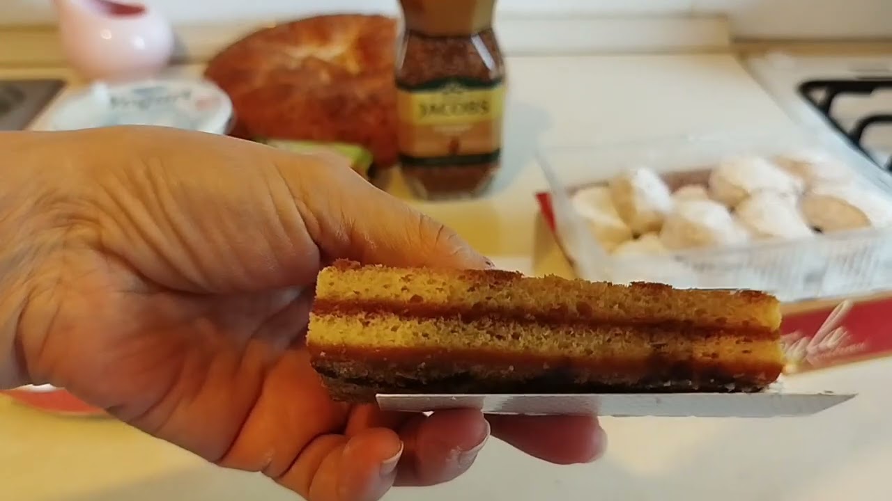 Кофе, сладости из магазина Бим
