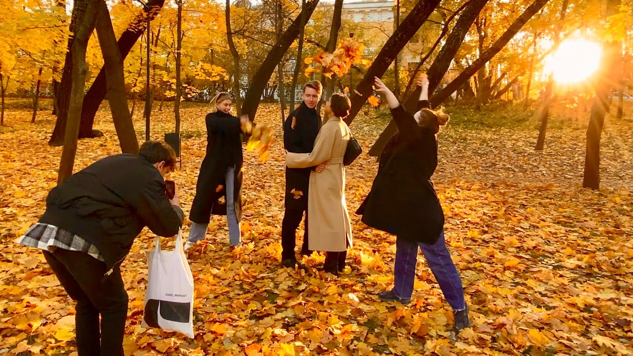 Осень в Нескучном саду. Охотничий домик. Клуб Что? Где? Когда? Цвета осенних листьев.