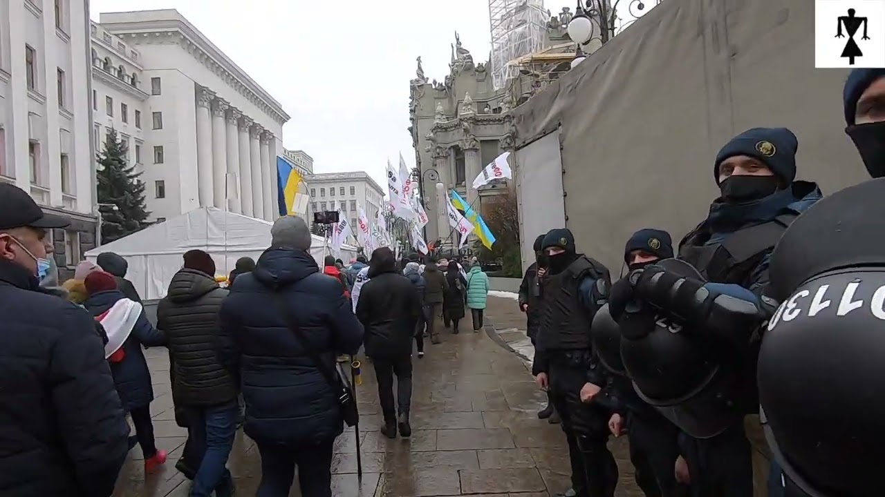 Чому роз'єднують україномовних і російськомовних українців?