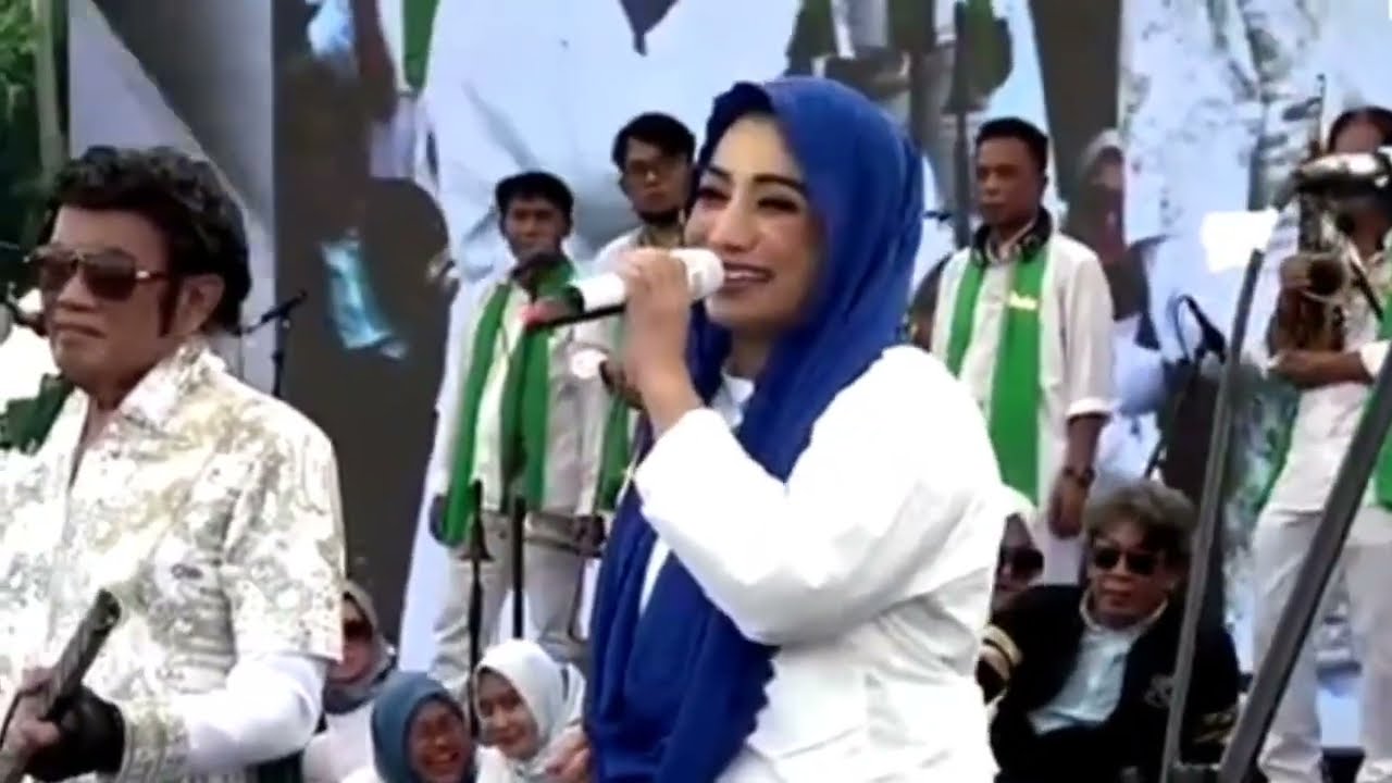Rhoma Irama Dan Soneta Group Di Polman Sulawesi Barat
