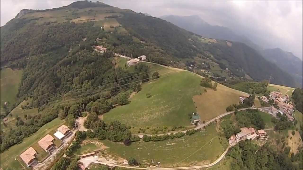 GANDA FRAZ. DI AVIATICO (Bg)VISTA DALL'ALTO CON DRONE DJI