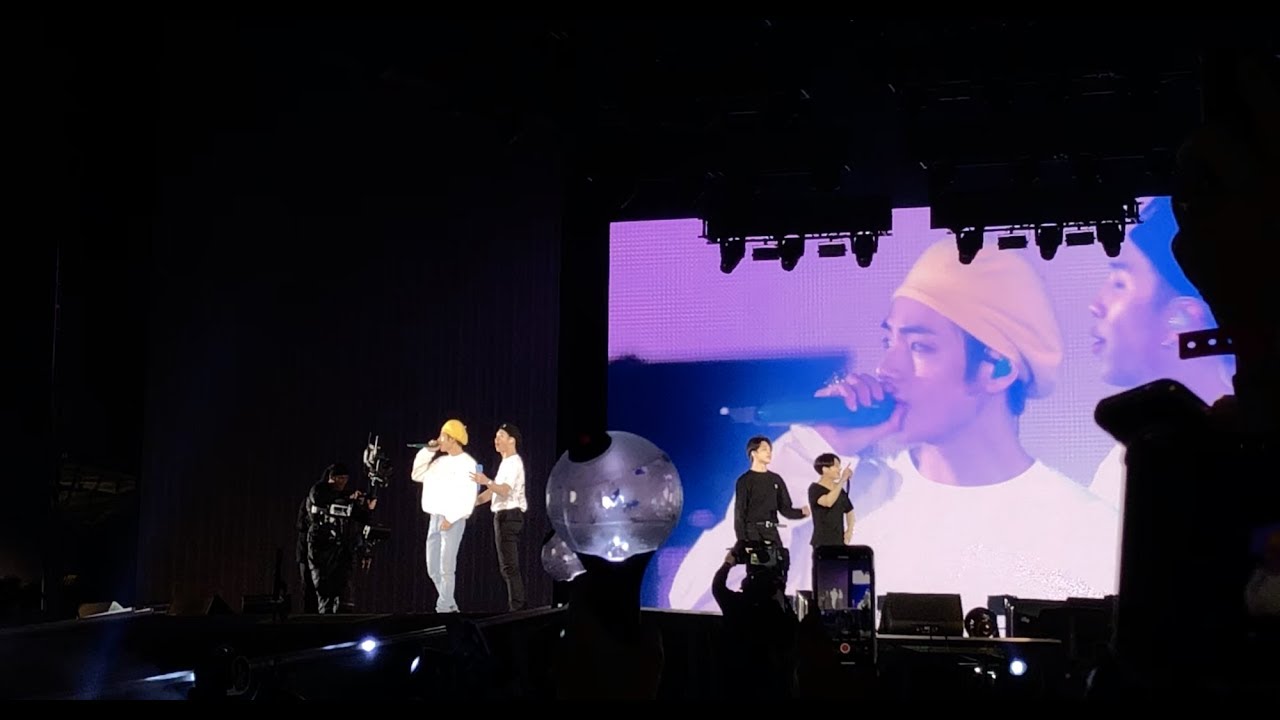 190505 방탄소년단 BTS Ending Ment + Army Light Wave + Make It Right | Speak Yourself Tour FANCAM