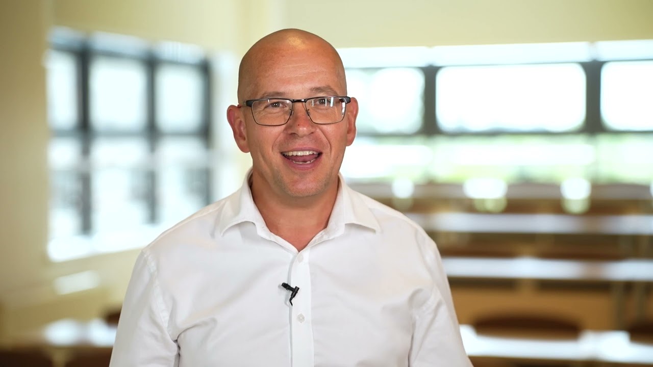 MBA for Startups - prof. Rafał Mr&oacute;wka o swoim kursie Przyw&oacute;dztwo dla przedsiębiorc&oacute;w