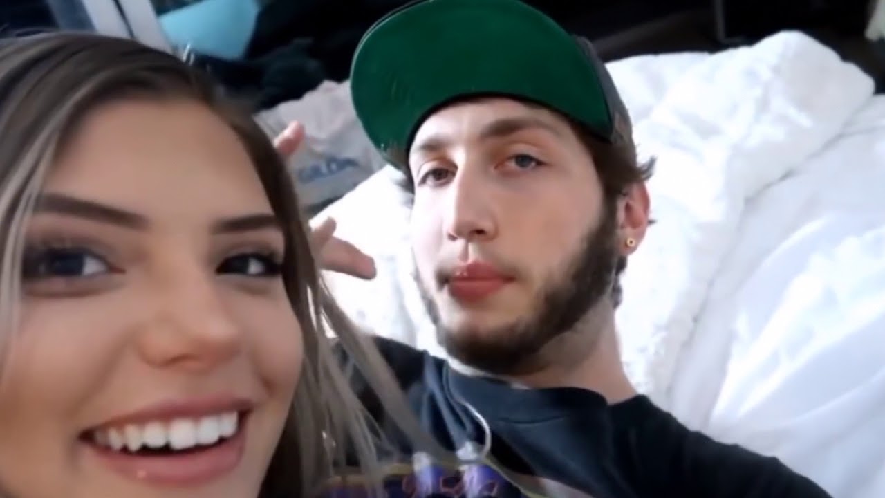 velcome to clout gang Bitch