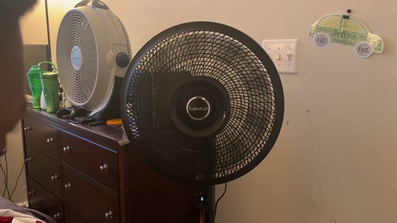 Lasko wind storm pedestal fan from Costco 18 inch stand fan. Assembly and unfortunate return.