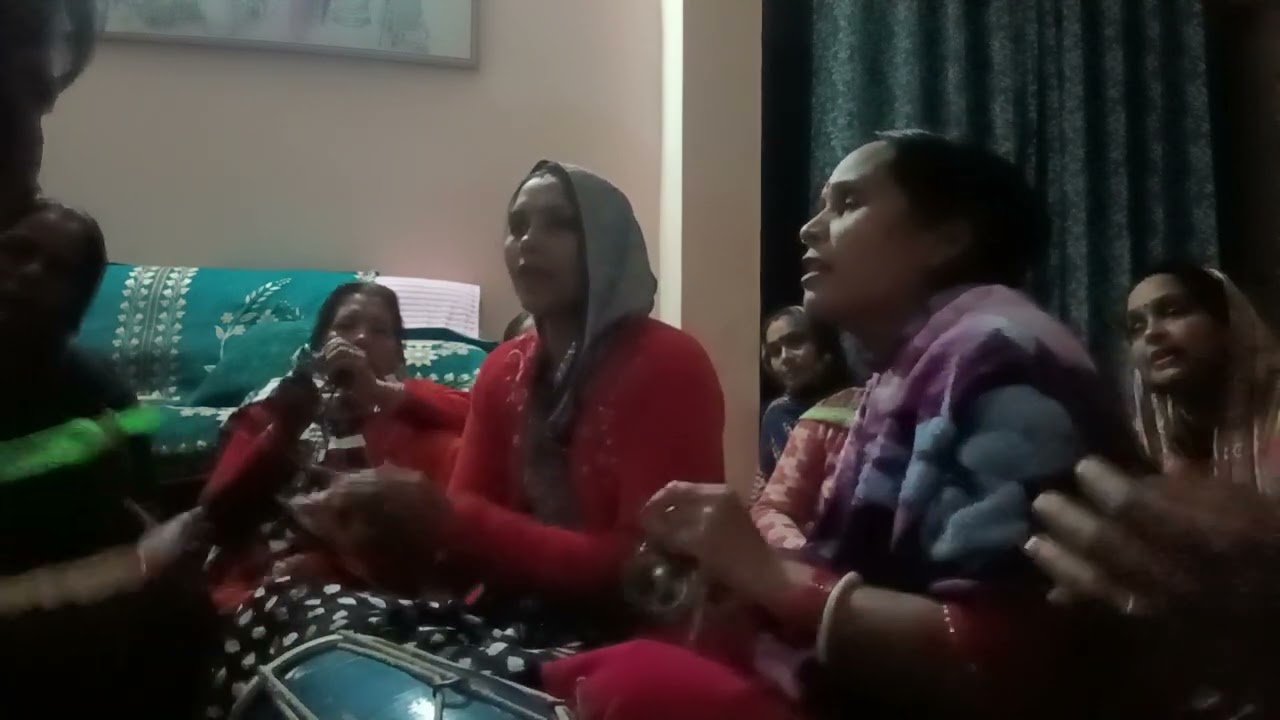 धमाकेदार बन्ना गीत 👌🌺 दादी जरा ठुमका लगाना है राम फैशन का है जमाना👍