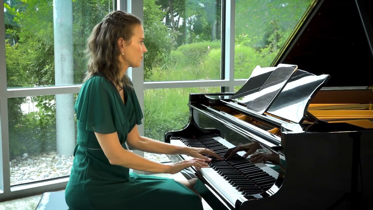 Beatles/arrangement by Richard Willmer  II. Here, There and Everywhere (Three popular Songs op 6)