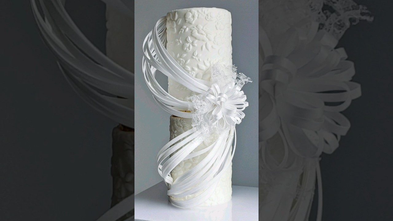 Modern easy wafer paper flower cake design 